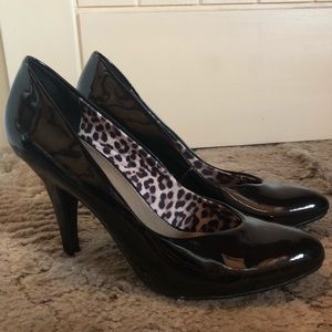 Fergalicious Black Pumps